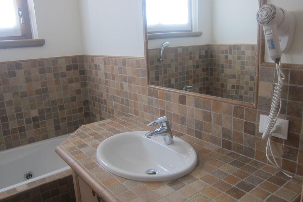 Chalet Rin Da Pemont Livigno Room photo