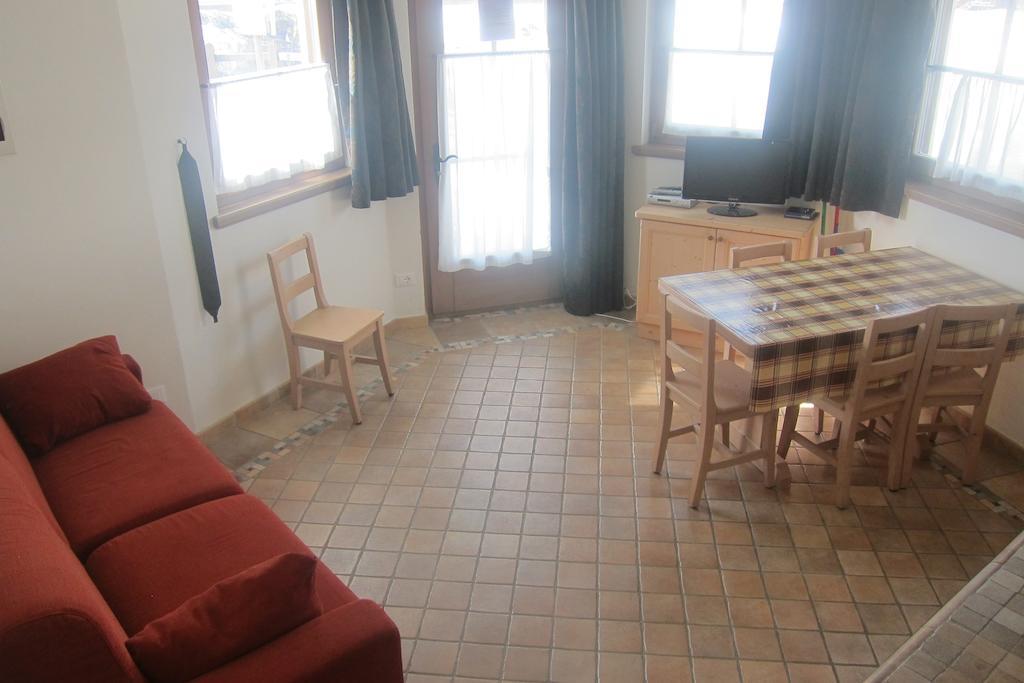 Chalet Rin Da Pemont Livigno Room photo