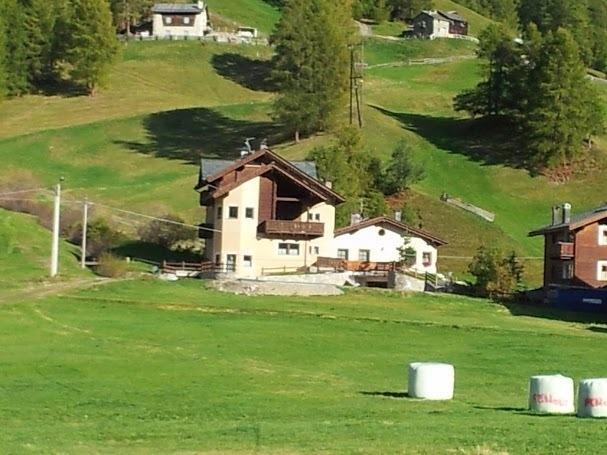 Chalet Rin Da Pemont Livigno Exterior photo